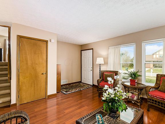 5th image of 524 Corral Gate Ct