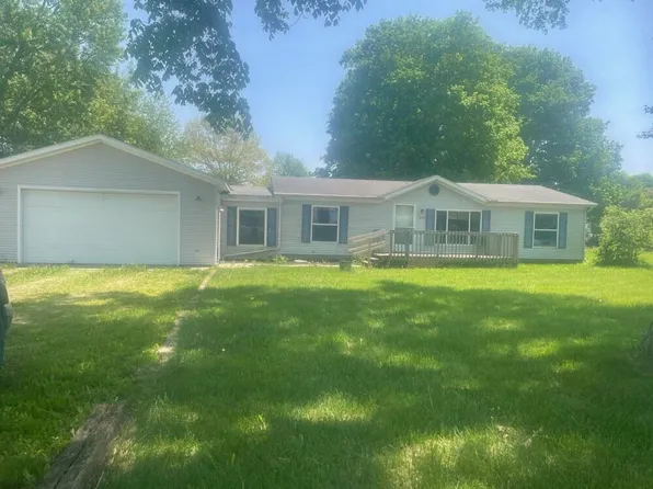 735 S Mary Lafern St, North Webster, IN 46555