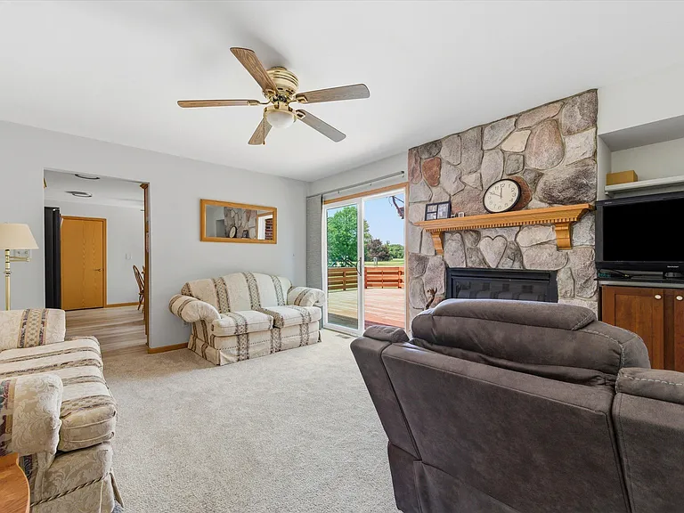 5700 W M 36 — Photo 21