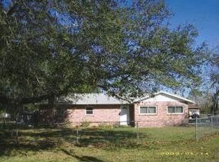 336 6th Way, Interlachen, FL 32148