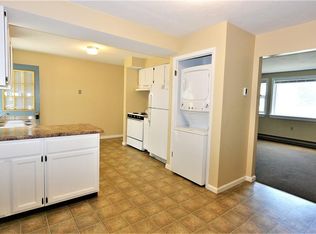 6 Myrtle St #B, Clinton, MA 01510