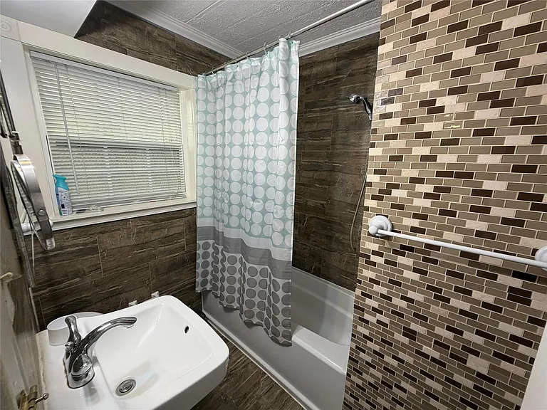 1109 Autrey St #1 — Photo 19