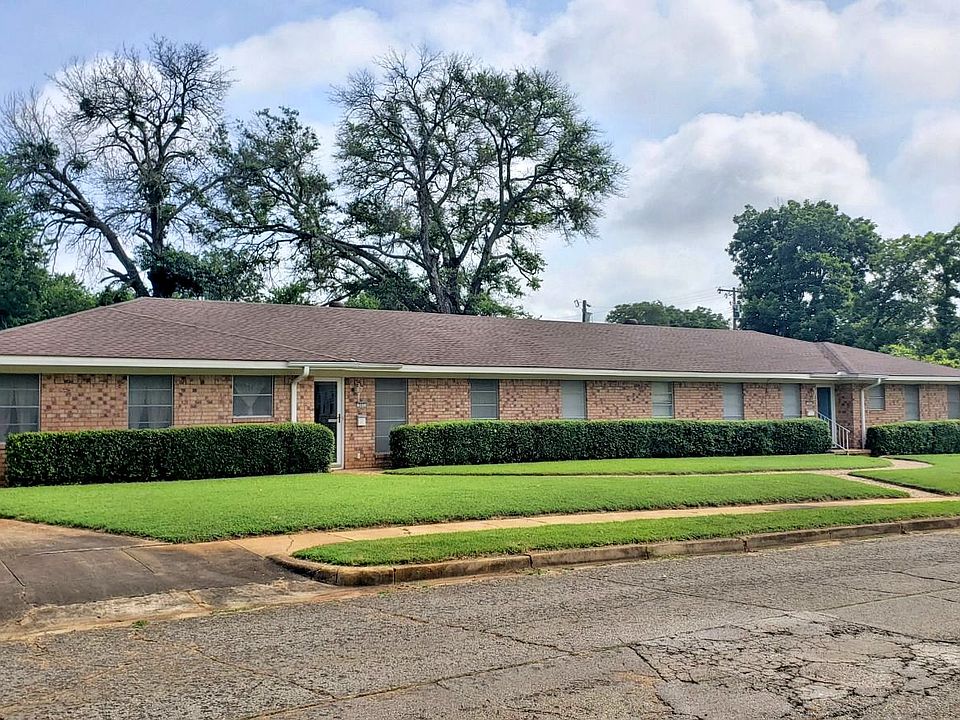 1st image of 307/309 E Brazos St