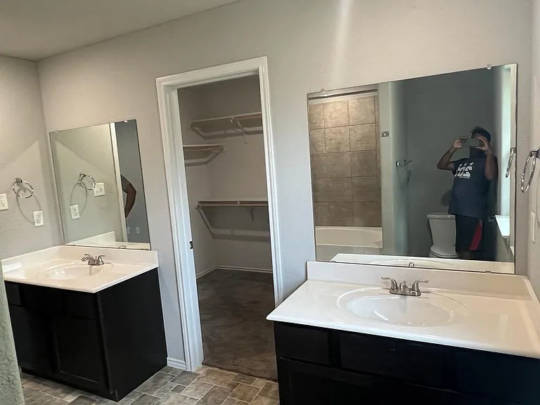 2428 Nolan Creek St — Photo 19