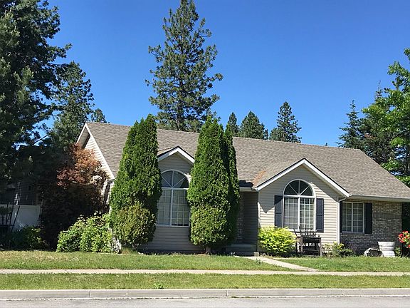 3rd image of 4525 E Mossberg Cir