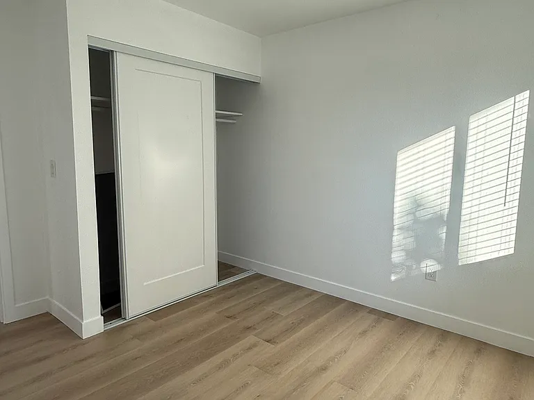 10221 Griffith St #2 — Photo 8