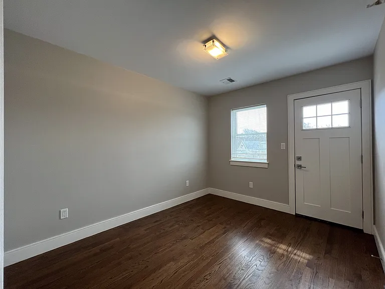 112 Broadway #3 — Photo 11