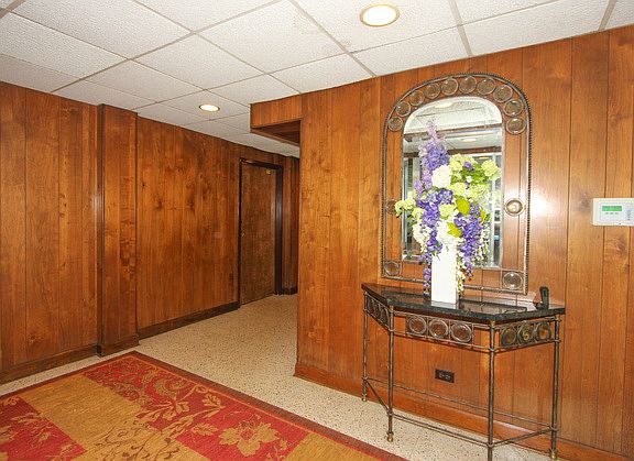 5th image of 1535 Park Ave APT 305