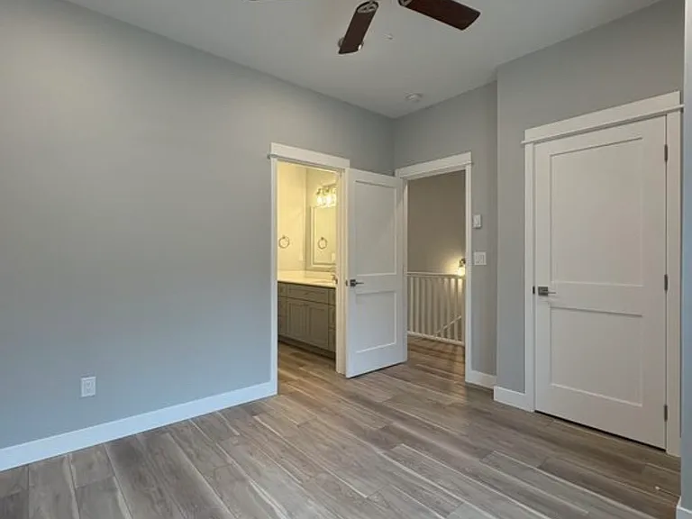 3607 Sussex Dr — Photo 13