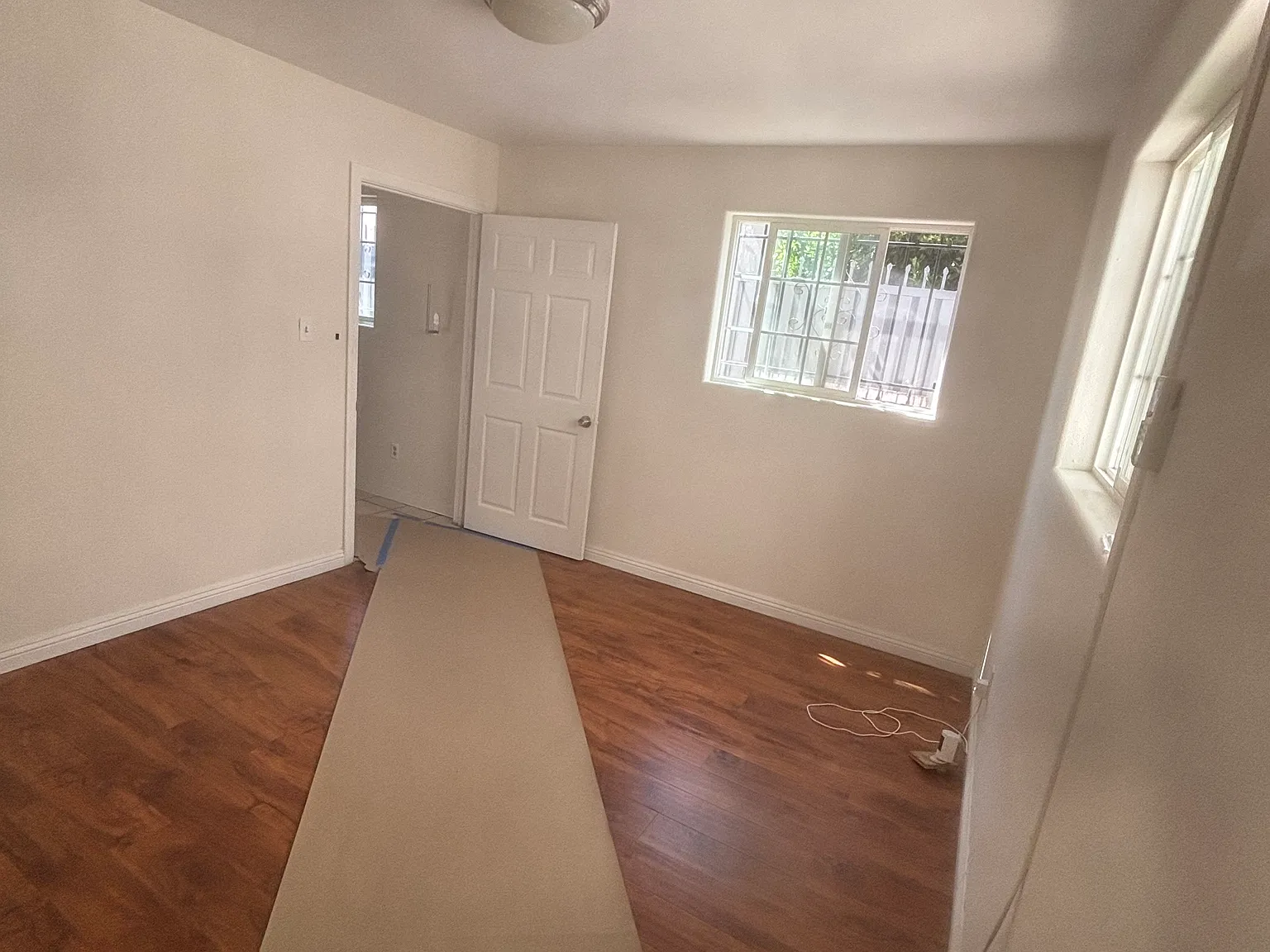 3 bed, 600 sqft, $3,600 — Photo 3
