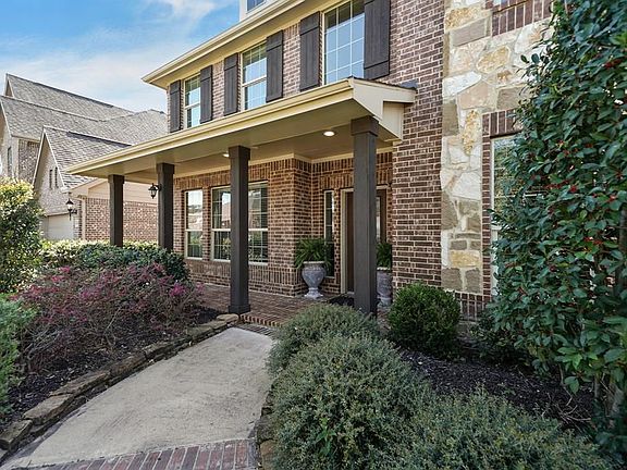 3rd image of 4303 Evergreen Dr