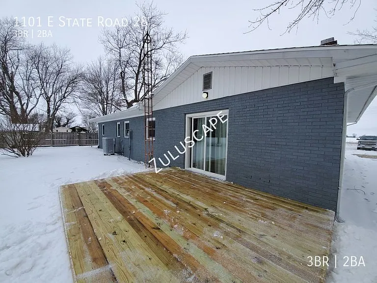 1101 E State Road 28 — Photo 2