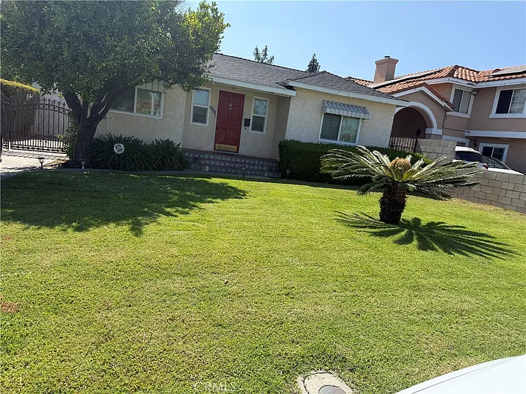 4845 Willard Ave — Photo 1