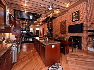 2105 Saint Paul St, Baltimore, MD 21218