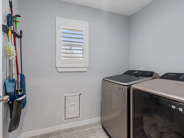 1214 W 31st St — Photo 19