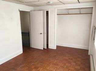 37 E Lancaster Ave, Ardmore, PA 19003