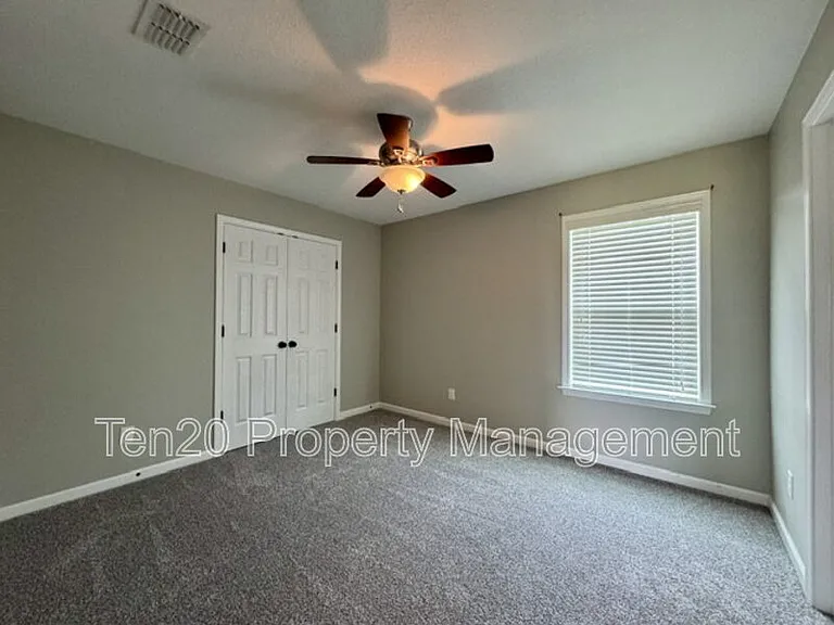 9708 Yellow Pine Rd — Photo 19
