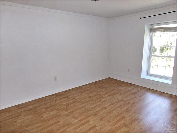5th image of 710 Scenic Hwy APT 318