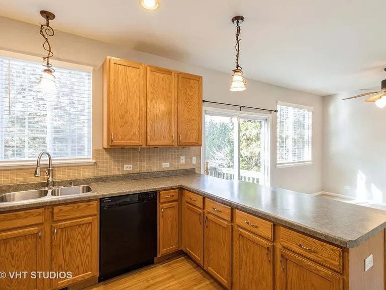 271 Evergreen Cir #271 — Photo 6