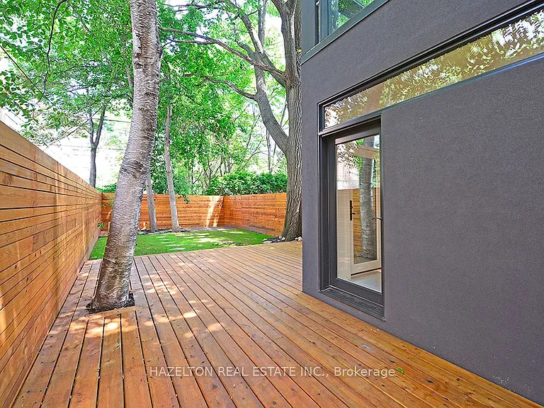 12 Webster Ave — Photo 33
