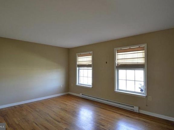 4th image of 139 Little River Dr