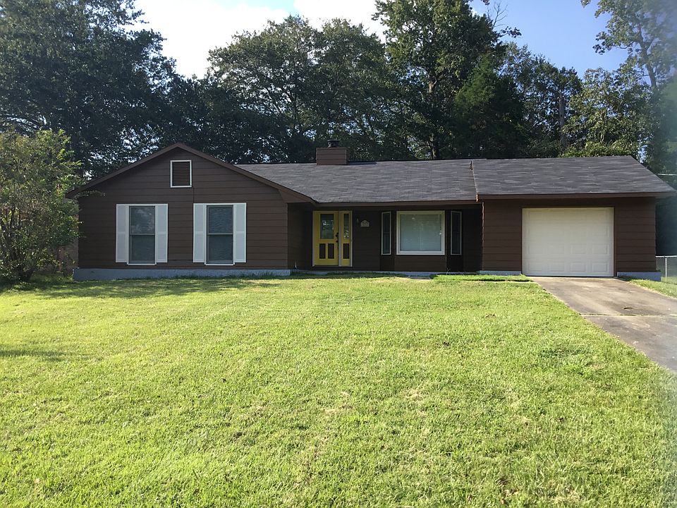 1st image of 6221 Parker Dr