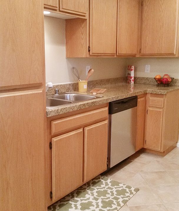 1st image of 4365 Mammoth Ave APT 203