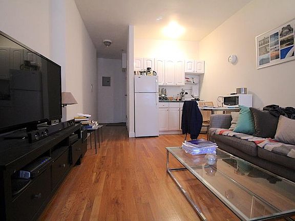 2nd image of 449 W 56th St APT 6C
