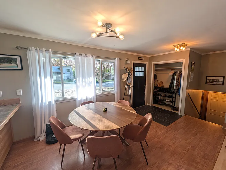 1011 Wedgewood Ave — Photo 5