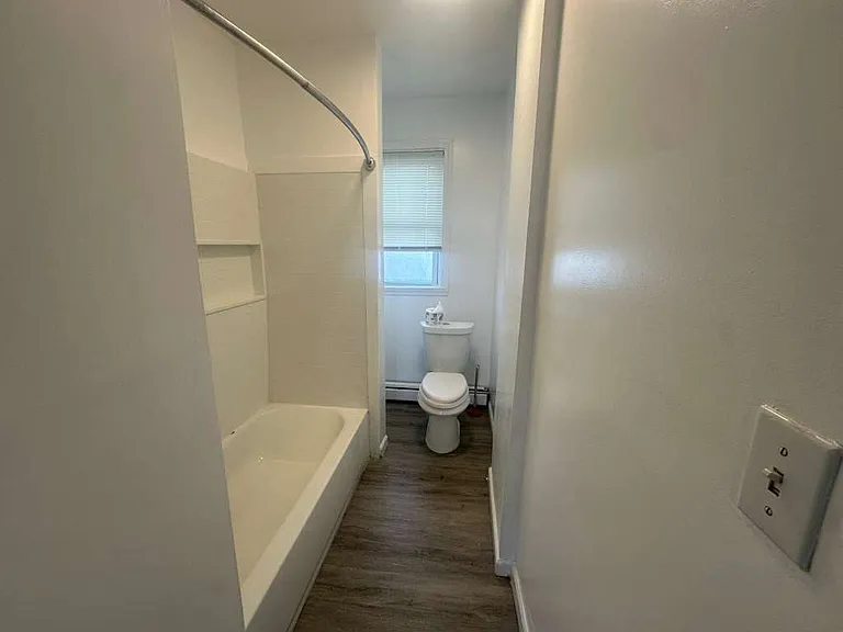 48 Kenwood St #3 — Photo 9