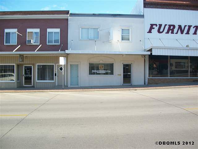 1st image of 138 1st Ave E