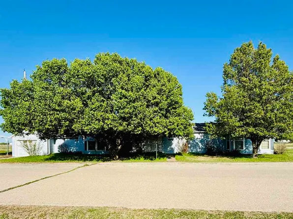 1510 N Oak St, Tonkawa, OK 74653