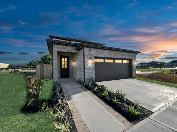 4344 Avron Dr, Stafford, TX 77477