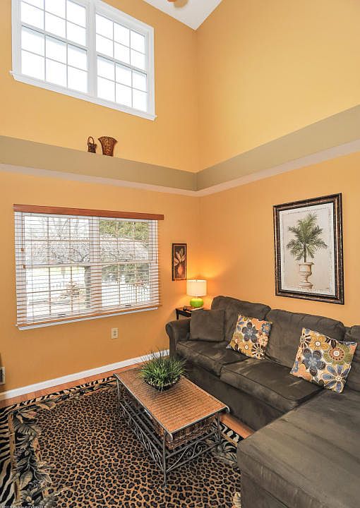 1st image of 20 Cherrywood Cir #120
