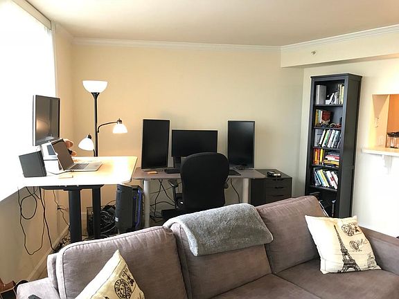 2nd image of 3901 Fairfax Dr