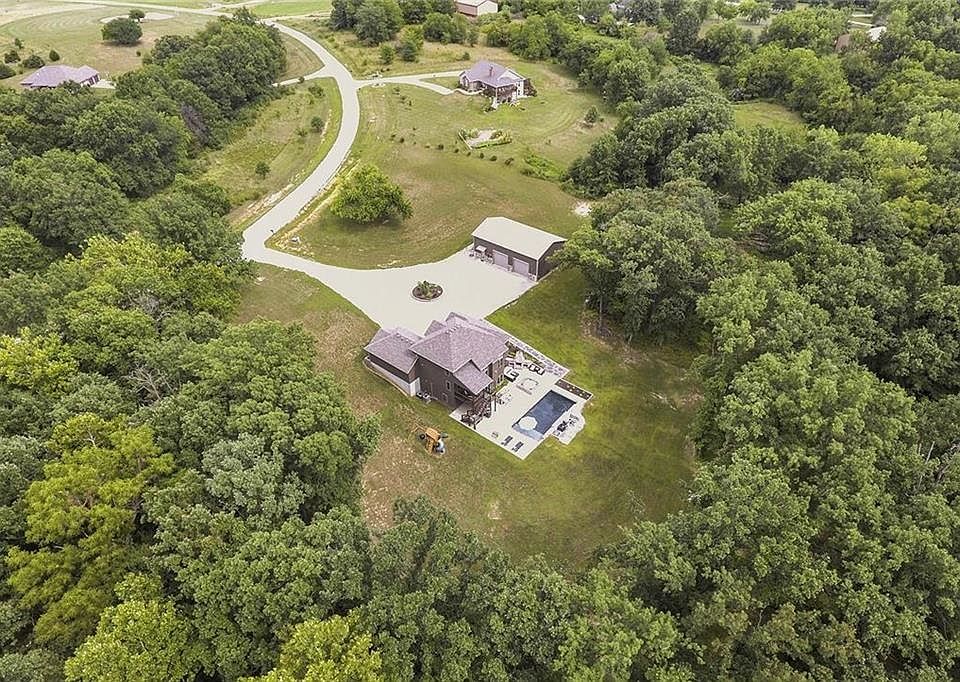 13 WOODED ACRES     30 NW 565 ROAD WARRENSBURG, MO