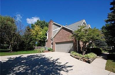 Great lot with fenced yard