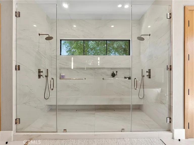 5050 Arundel Dr — Photo 59
