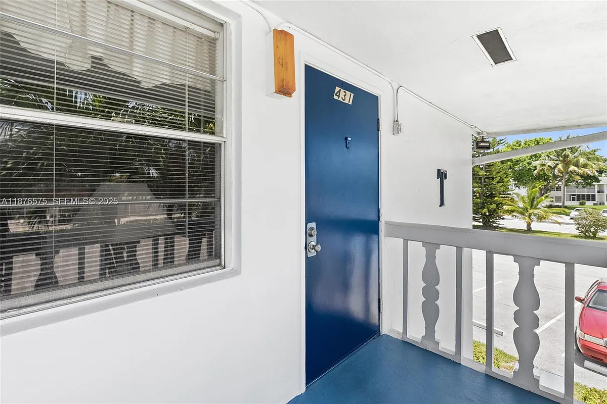 Building Photo - 431 Markham Dr #431-T
