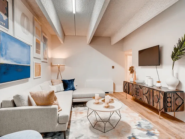 Highline Lofts — Photo 6