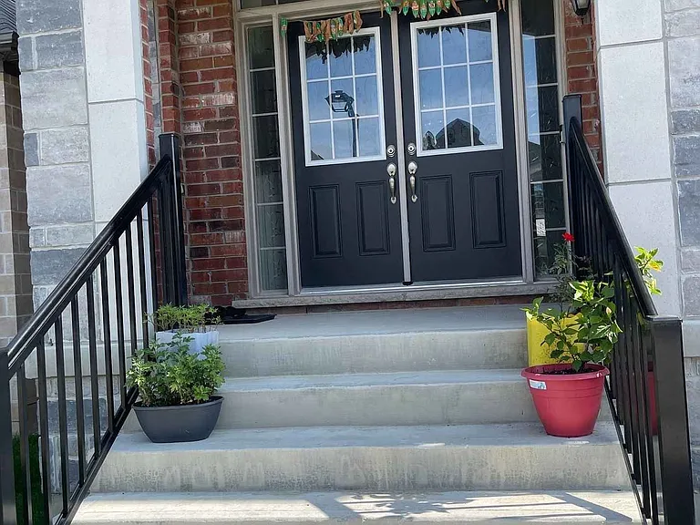 240 Seaview Hts — Photo 3