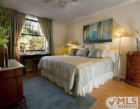 3rd image of 630 S Sapodilla Ave APT 403