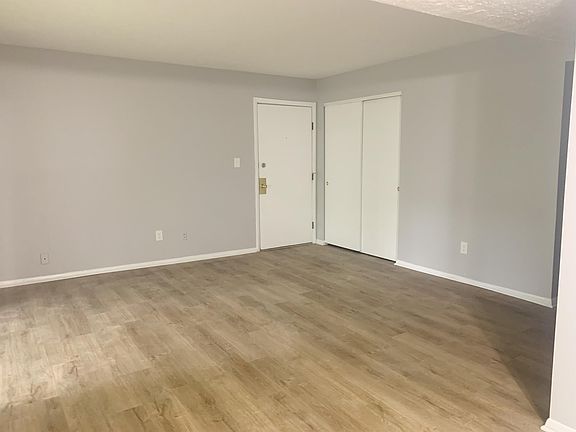 4th image of 6556 Murray Ave APT 1