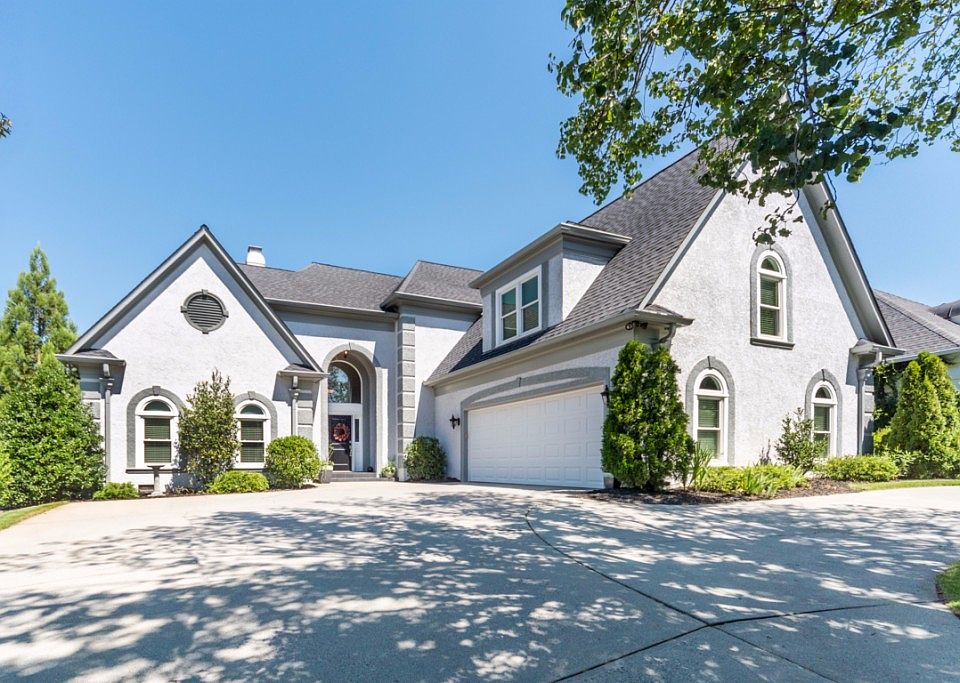 1st image of 15918 Riverpointe Dr