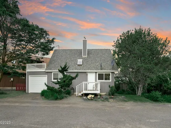 3027 NW Keel Ave, Lincoln City, OR 97367