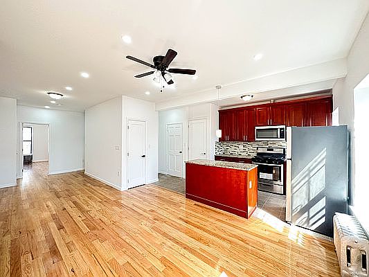 1st image of 178 Vernon Ave APT 4