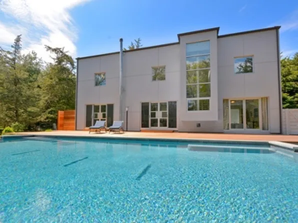 45 Clamshell Ave, East Hampton, NY 11937