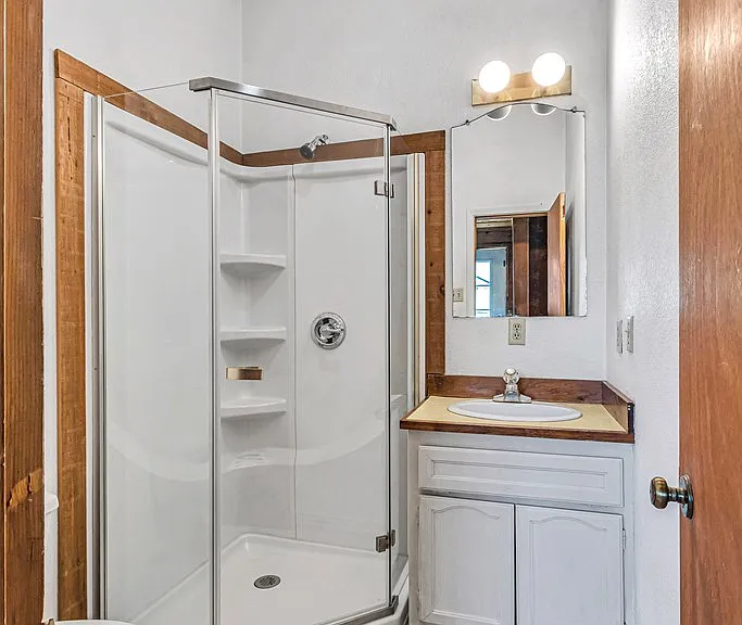 1707 College Ave — Photo 36
