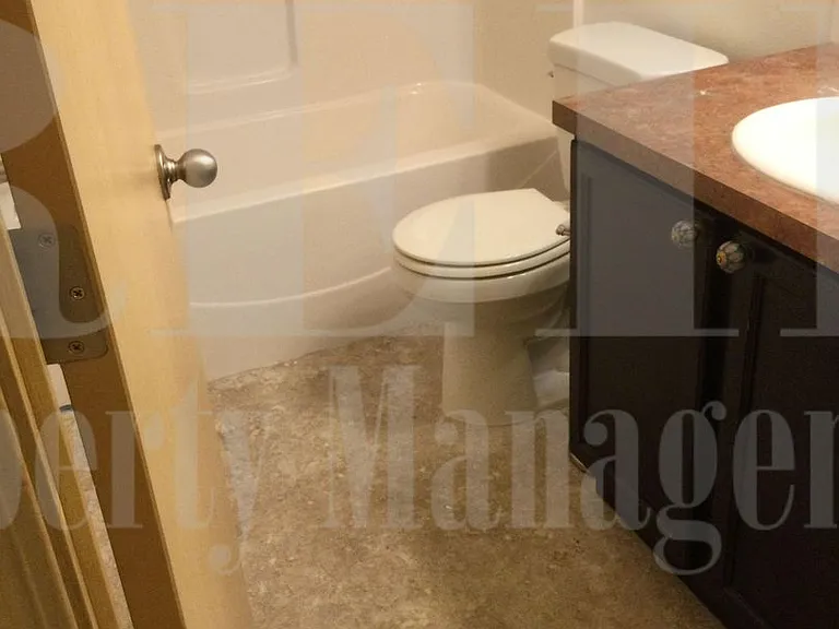 20199 Hogue Pl NE — Photo 33