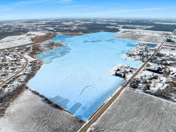 3700 Luxemburg Rd, Green Bay, WI 54229